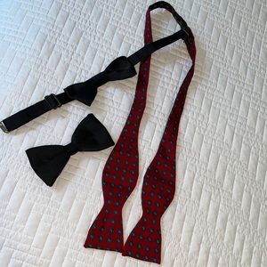 3 bow ties